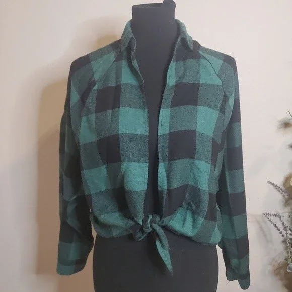 BDG Urban Outfitters Green and Black plaid Tie front long sleeve Top - Picture 2 of 9